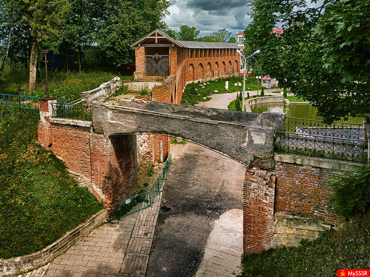 Мост в Лопатинском саду Смоленск