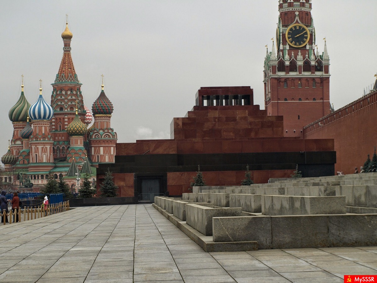 Мавзолей в Москве 2021