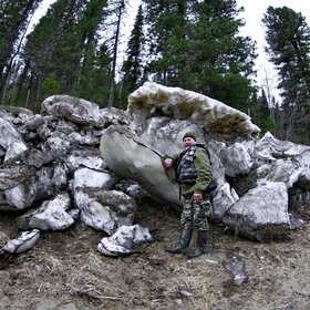 �������