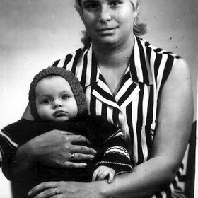 Однокурсница с сыном. Аня Сегодкина, 1972 год