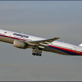 17     -     Boeing 777  Malaysia Airlines   9M-MRD.