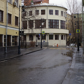 Петроверигский переулок